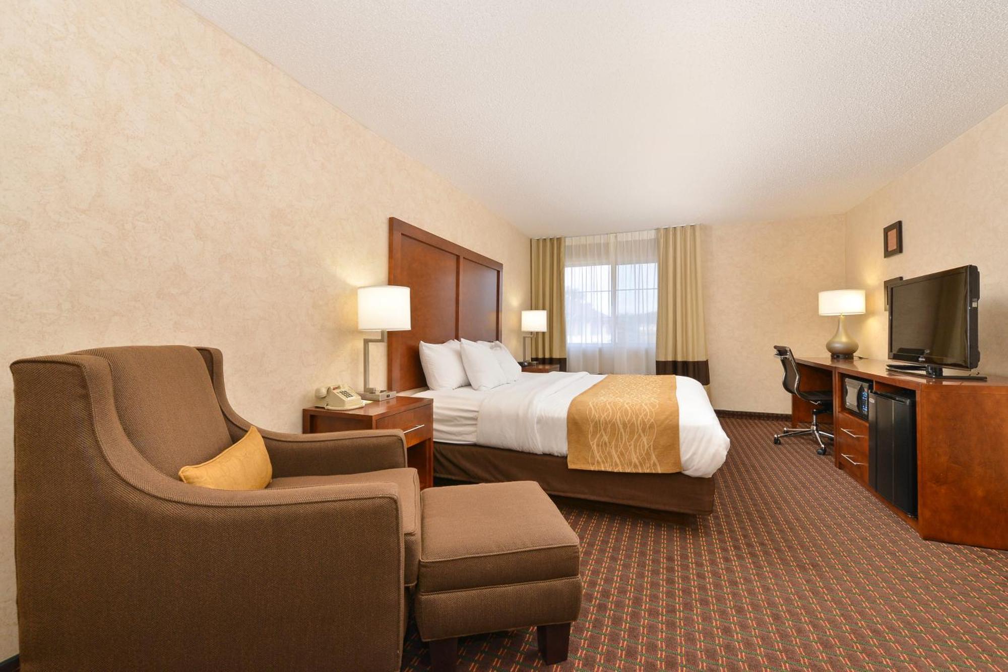 Comfort Inn & Suites Riverview Near Davenport And I-80 Le Claire Camera foto