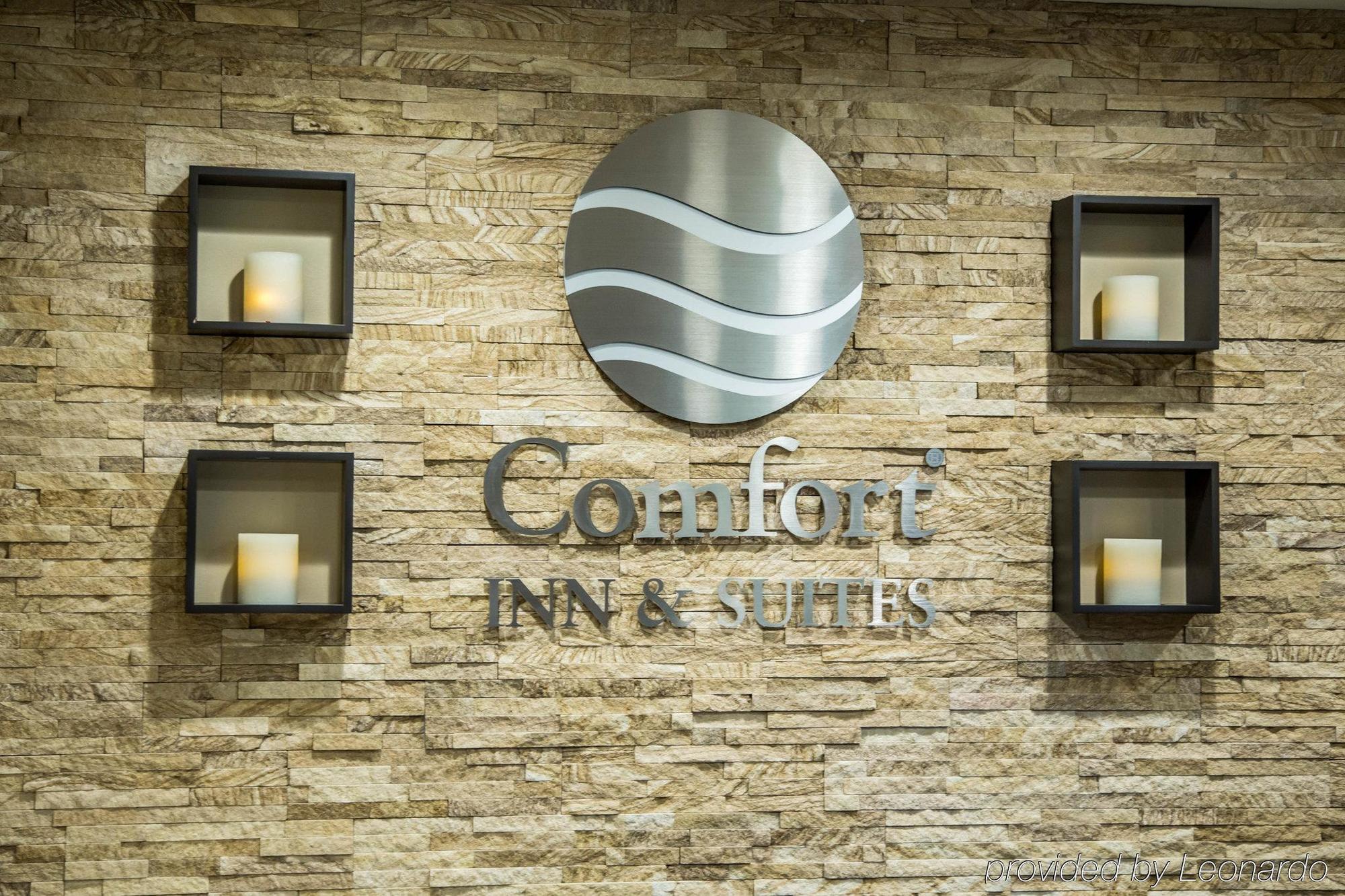 Comfort Inn & Suites Riverview Near Davenport And I-80 Le Claire Esterno foto