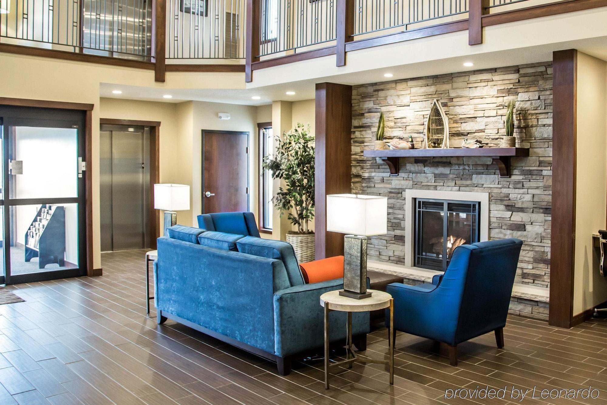 Comfort Inn & Suites Riverview Near Davenport And I-80 Le Claire Esterno foto
